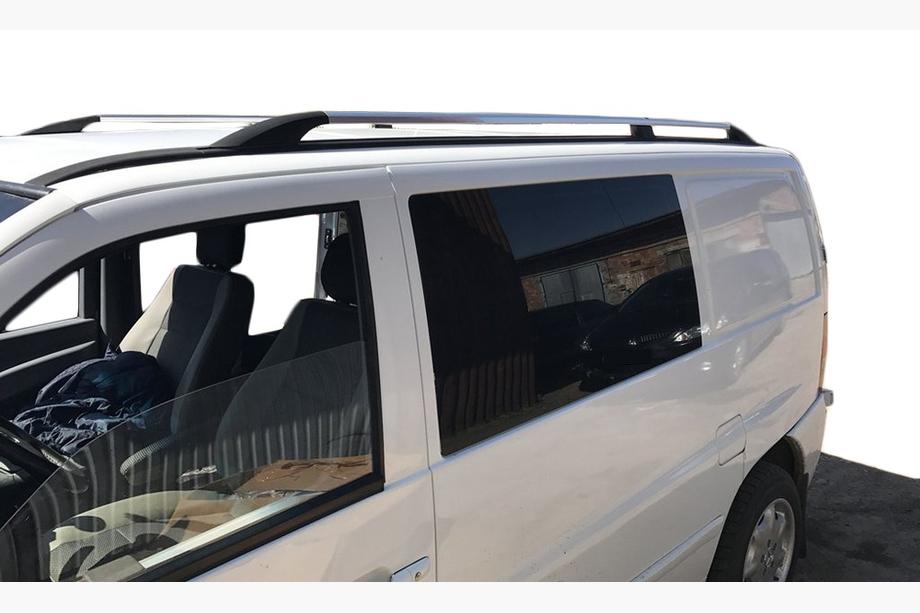Mercedes Vito W638 1996–2003 Chroom dakrails Kunststof voetjes Image