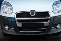 Fiat Doblo II 2010–2022 RVS sierlijsten voor radiateurgrille (2010-2015, volledige set) foto 3
