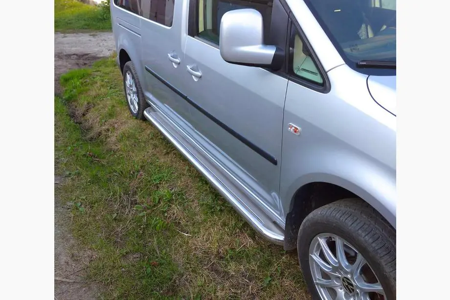 Volkswagen Caddy 2004–2010 Premium side steps (2 st., RVS) Image