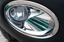 Nissan Qashqai 2010–2014 Mistlampomlijsting met uitsparing (set van 2, kunststof) foto 4