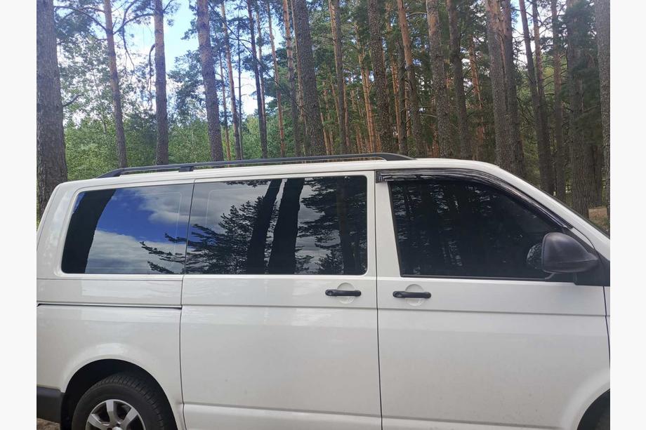 Volkswagen T5 Multivan 2003–2010 Zwarte dakrails Korte wielbasis, metalen voeten Foto 20