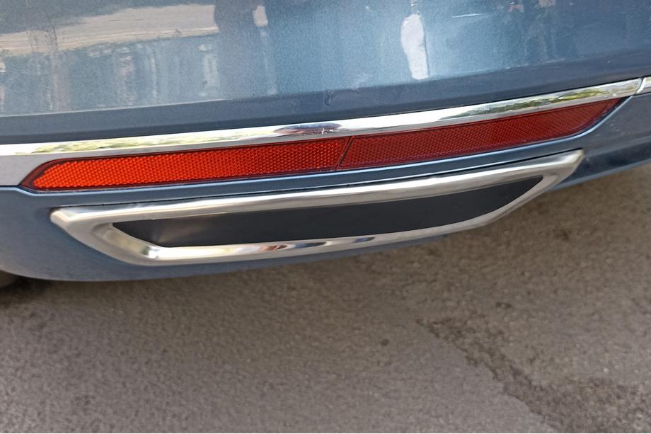 Volkswagen Passat B8 2015–2023 Sierstukken uitlaatimitatie SD/SW (2015-2018, 2 stuks, RVS) S-Design - Italiaans roestvrij staal Foto 10