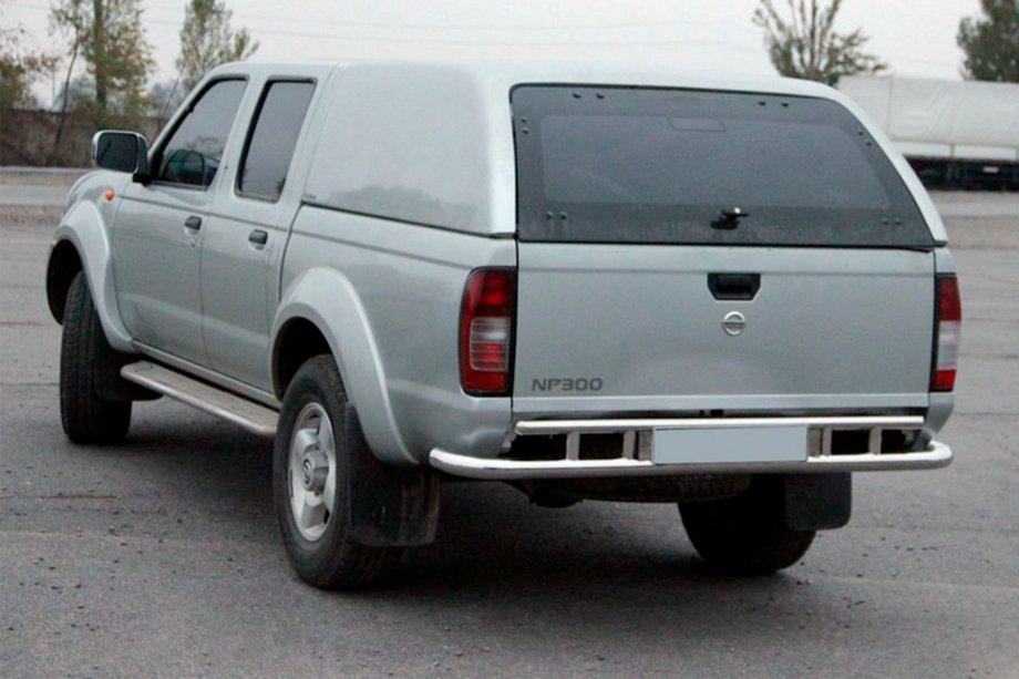 Nissan NP300 1999–2015 Achterbeschermbeugel AK004 (RVS) Image