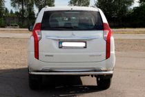 Mitsubishi Pajero Sport 2015– Achterbeschermbeugel AK005 (RVS) foto 2