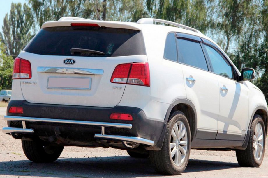 Kia Sorento II XM 2009–2014 Achterbeschermbeugel AK003-2 (RVS) Foto 1