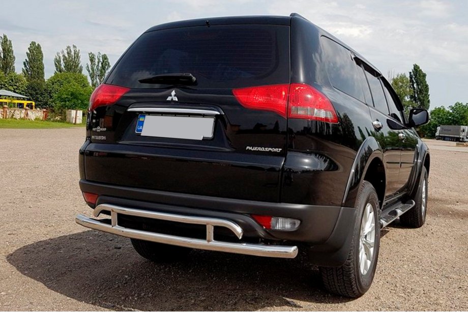 Mitsubishi Pajero Sport 2008–2015 Achterbeschermbeugel AK002-2 (2 stuks, RVS) Foto 3
