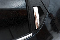 Nissan Juke 2010–2019 Chroom deurgreep covers (set van 4) Met uitsparing voor chip, OmsaLine - Italiaans roestvrij staal foto 4