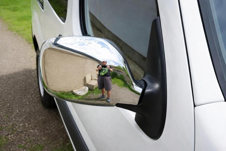 Renault Kangoo 1998–2008 Chromen spiegelkappen (2004-2008, 2 stuks) Image