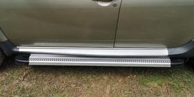 Dacia Duster 2008–2018 Zijtreden Maya V2 (set van 2, aluminium) foto 3