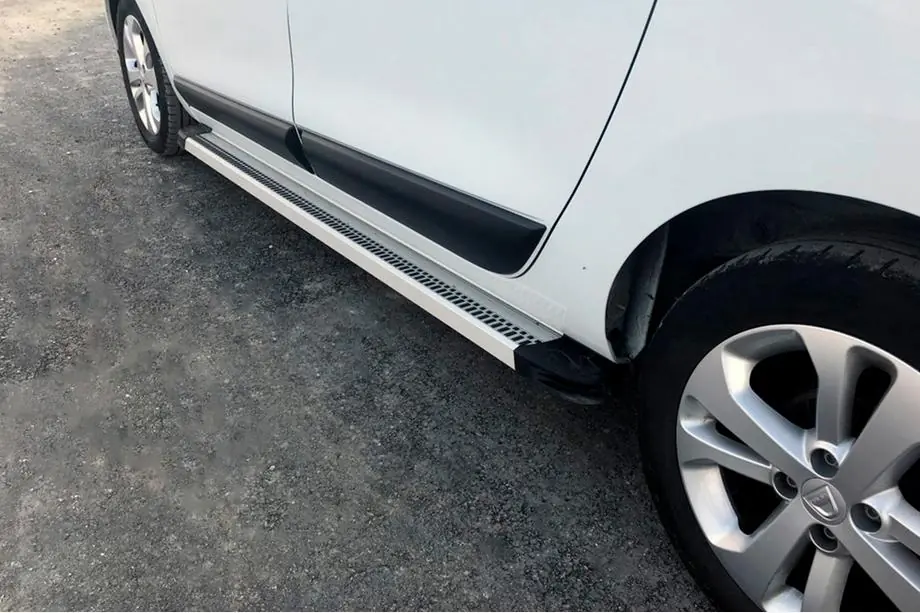 Dacia Lodgy 2012–2022 Zijtreden Maya V2 (set van 2, aluminium) Foto 4