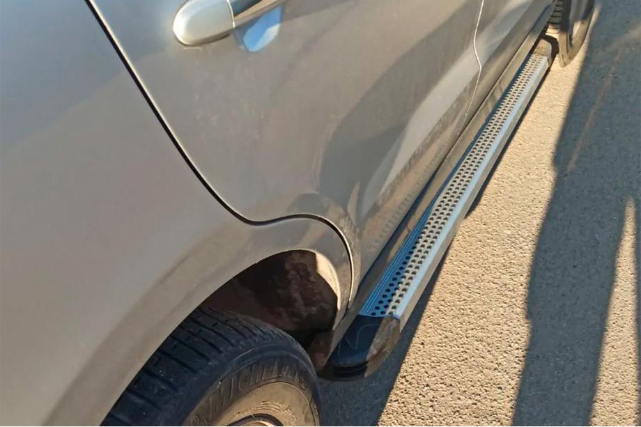 Hyundai Santa Fe 2 2006–2012 Zijtreden Maya V2 (set van 2, aluminium) Image