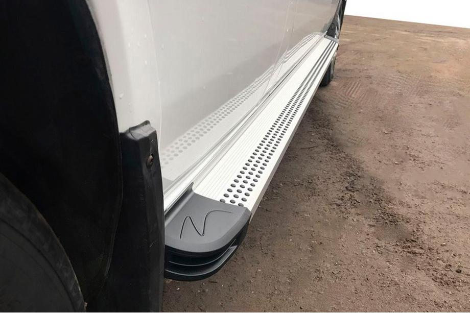 Volkswagen LT 1995–2006 Zijtreden Maya V2 (set van 2, aluminium) Image