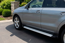 Mercedes GLE/ML-klasse W166 2011–2018 Zijtreden Maya V2 (set van 2, aluminium) foto 1