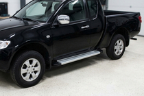 Mitsubishi L200 2006–2015 Zijtreden Maya V2 (set van 2, aluminium) foto 1