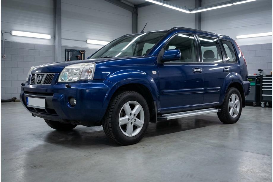 Nissan X-trail T30 2002–2007 Zijtreden Maya V2 (set van 2, aluminium) Image