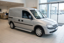 Opel Combo 2002–2012 Zijtreden Maya V2 (set van 2, aluminium) foto 1