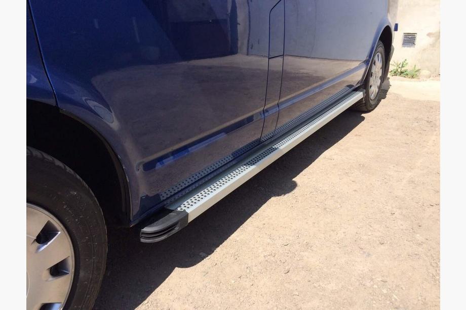 Volkswagen T6 2015–2024 Zijtreden Maya V2 (set van 2, aluminium) Korte wielbasis Foto 4