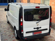 Renault Trafic 2015– Zwarte dakrails Korte versie, kunststof voetsteunen foto 4