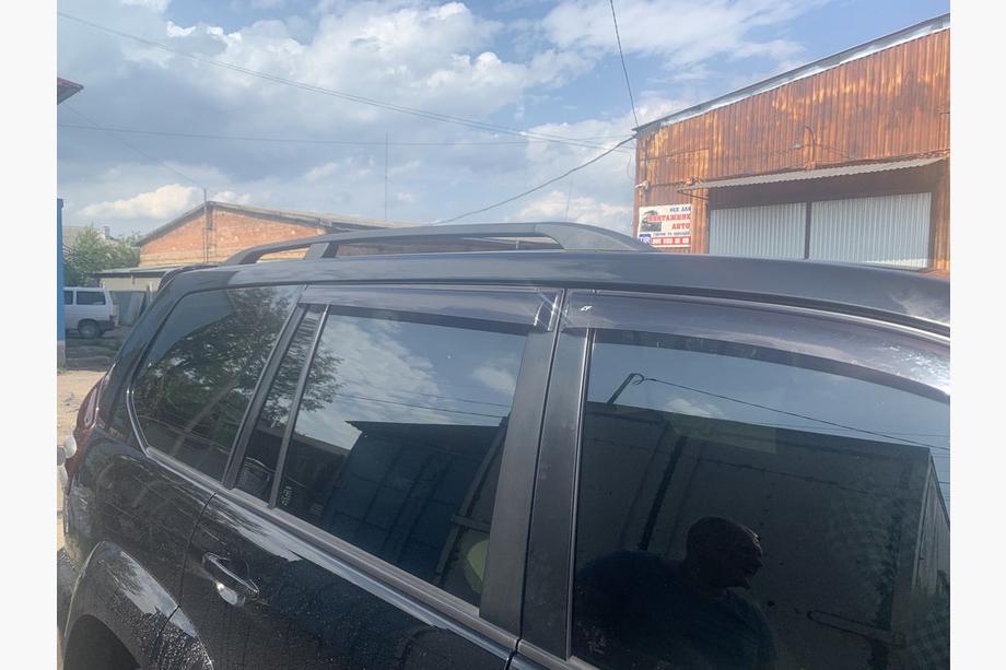 Toyota Land Cruiser Prado 120 2002–2009 Zwarte Turkse dakrails Foto 15