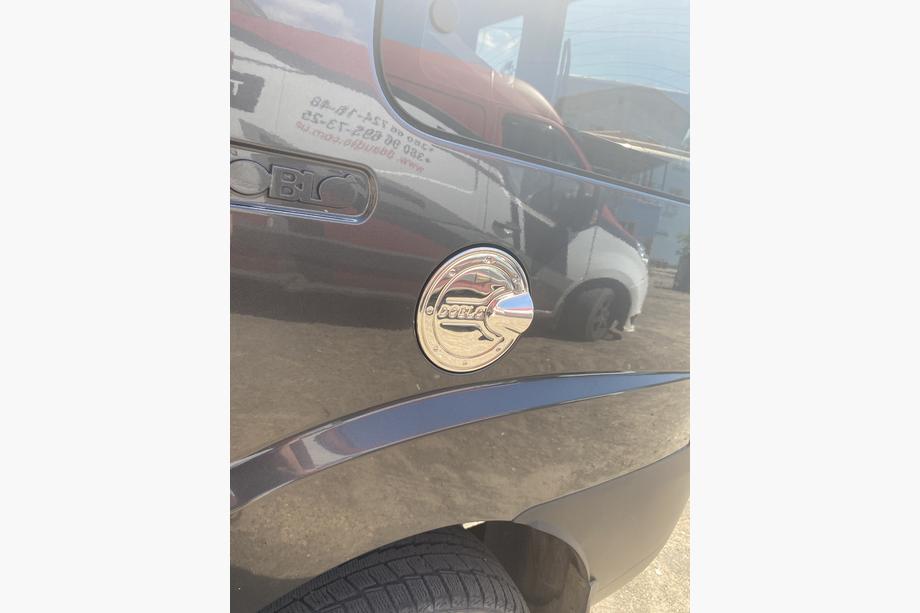 Fiat Doblo I 2005–2010 RVS tankklep cover OmsaLine - Italiaans roestvrij staal Foto 4