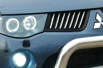 Mitsubishi L200 2006–2015 Sierlijsten voor radiateurgrille (14-delig, RVS) foto 1