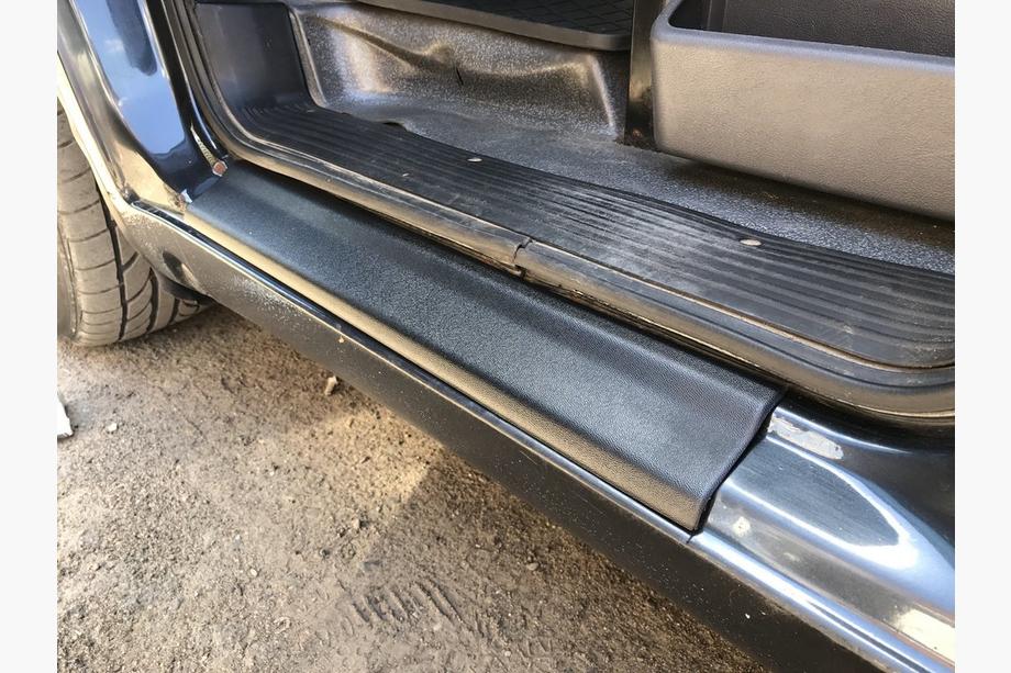 Mercedes Vito W638 1996–2003 ABS instaplijsten (2 stuks, kunststof) Mat Foto 5