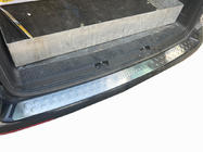 Volkswagen T5 Caravelle 2004–2010 Rechte achterbumper beschermlijst (Omsa, RVS) foto 1