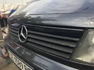 Mercedes Vito W638 1996–2003 Grillestrip (kunststof) Zwart hoogglans (ABS) foto 2