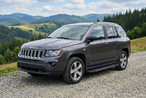 Jeep Compass 2006–2016 RedLine Black zijtreden (2 st., aluminium) foto 1