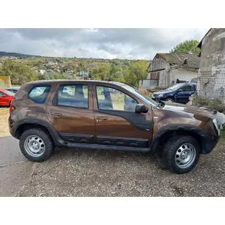 Deurmoldings met noppen (4 stuks, kunststof) Dacia Duster 2008–2018 foto 1