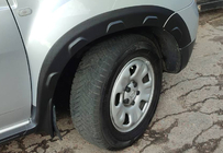 Dacia Duster 2008–2018 Wielkastverbreders met noppen (8 stuks, kunststof) foto 11