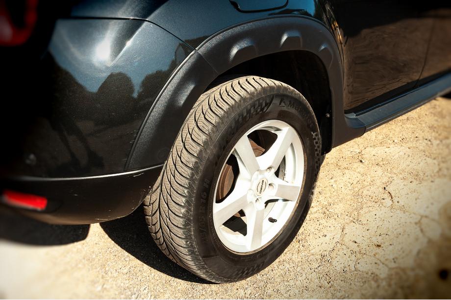 Renault Duster 2008–2017 Spatbordverbreders met uitstulpingen (8 stuks, ABS) Foto 7