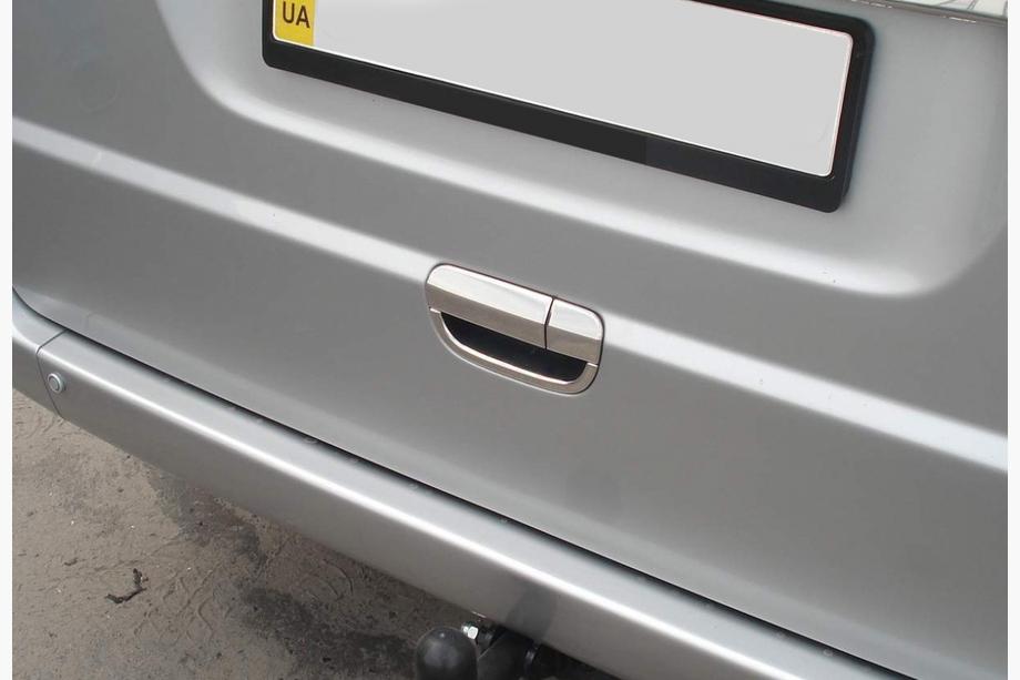 Mercedes Viano 2004–2014 RVS afdekking voor achterdeurhandgreep Carmos - Turks staal Foto 2