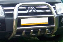 Mitsubishi Pajero Wagon IV 2006–2021 Bullbar QT011 (RVS) foto 3