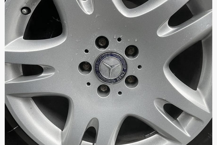 Mercedes-Benz Velgcenterkappen 71/75 mm zonder ring (4 stuks, blauw V2) Foto 2