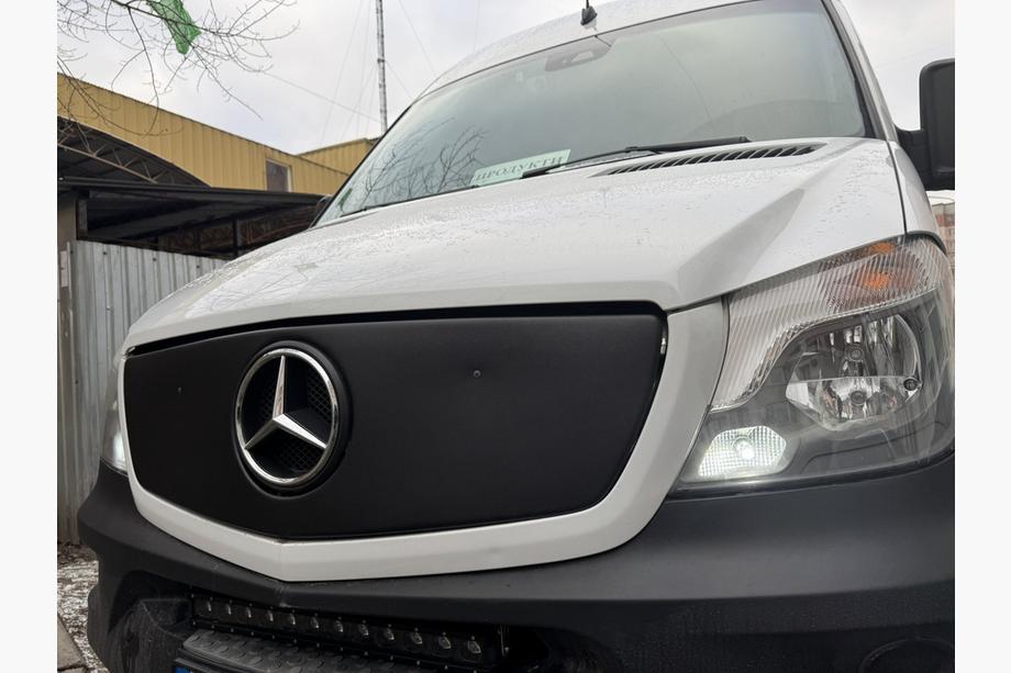 Mercedes Sprinter W906 2006–2018 Winterafdekking voor grille V1 (2013↗) Glanz Foto 3
