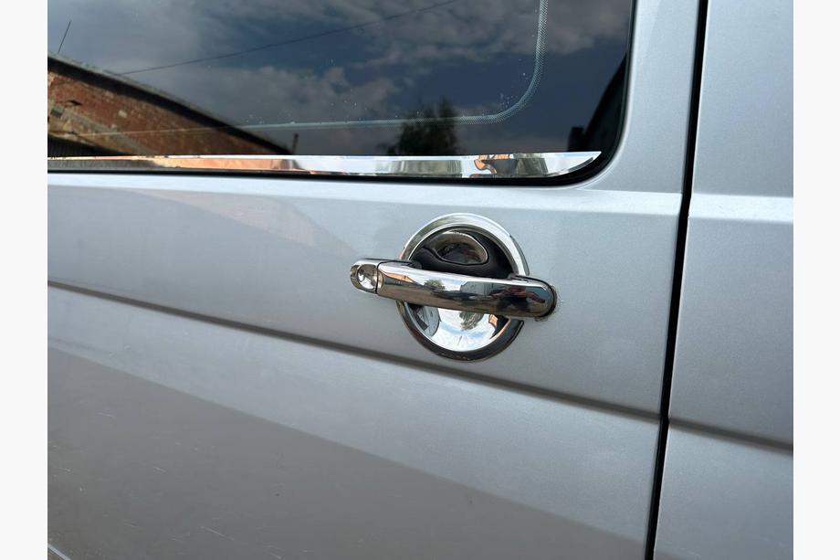 Volkswagen T5 2010–2015 RVS deurgreepkom afdekkappen Set van 4 stuks. OmsaLine - Italiaans roestvrij staal Image