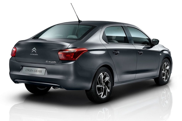 Review van de vernieuwde sedan Citroen C-Elysee