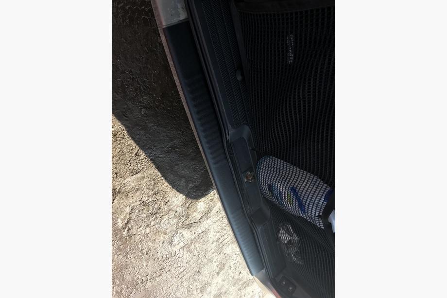 Mercedes Vito W639 2004–2014 Achterbumperbeschermplaat met opstaande rand (DDU, kunststof) Glanz Foto 7
