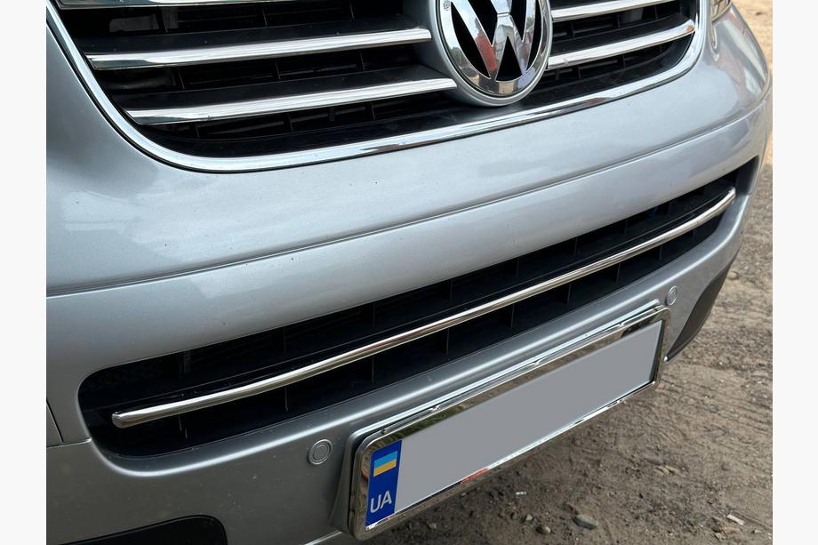 Volkswagen T5 Caravelle 2004–2010 RVS afdekking voor bumperrooster Image