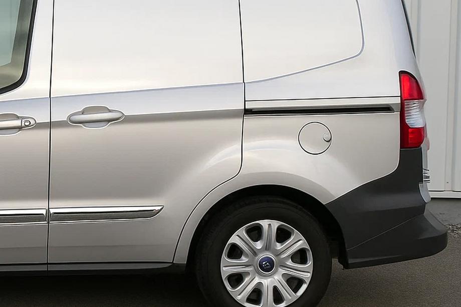 Ford Courier 2014–2023 Schuifdeursierlijsten (2 st., RVS) Image