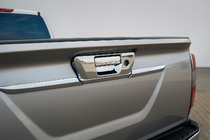 Nissan Navara/NP300 2016– Afdekking voor achterste deurgreep (zonder camera, RVS) foto 1