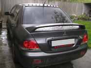 Mitsubishi Lancer 9 2004–2008 Hoogglans zwart foto 2
