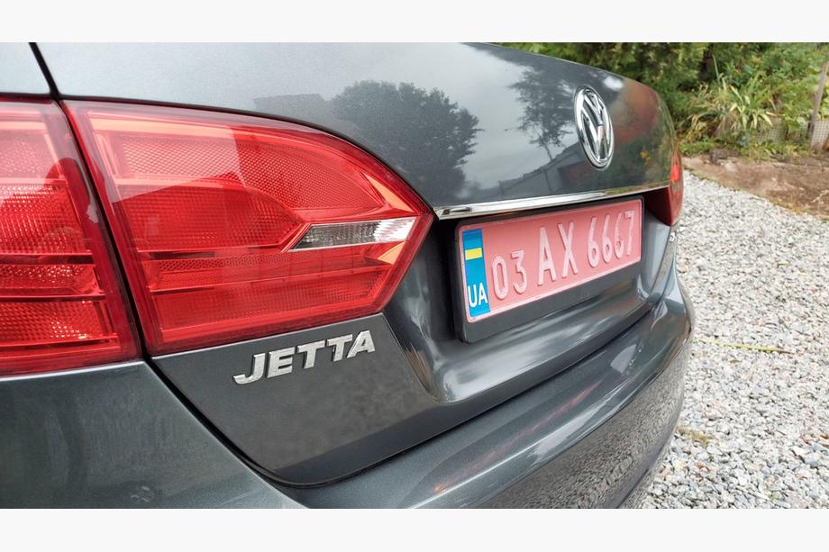 Volkswagen Jetta 2011–2018 Sierstrip boven kenteken OmsaLine (RVS) Chroom Image