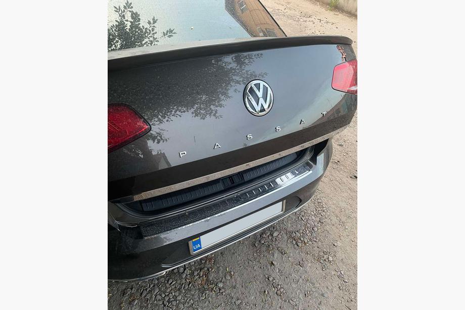 Volkswagen Passat B8 2015–2023 RVS kofferbakrand SD Image
