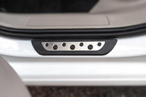Volkswagen Golf 7/E-Golf 2012–2020 Drempelbeschermers Flexill Dotline (4 stuks, RVS) foto 4
