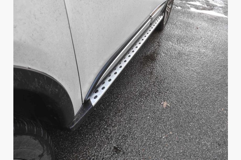 Mitsubishi Outlander 2012–2021 Originele side steps (2 stuks, aluminium) Image