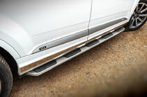 Audi Q7 2015–2026 Side steps OEM V1 (set van 2, aluminium) foto 2