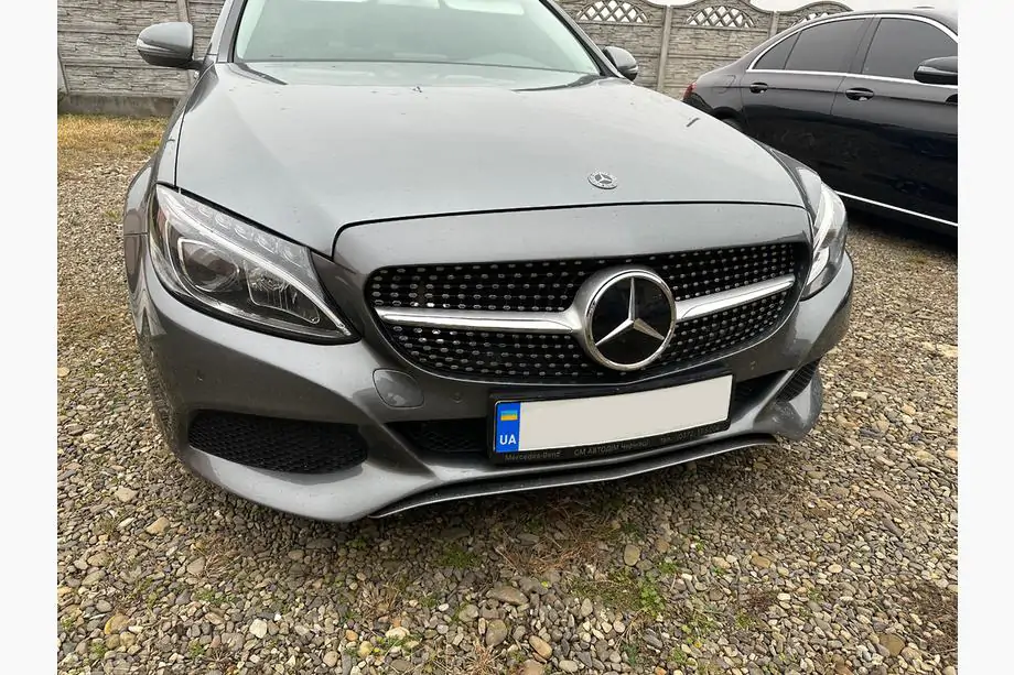 Mercedes C-klasse W205 2014–2021 Voorgrille Diamond Silver (voor Avantgarde/AMG-Line/C43 AMG) Foto 2