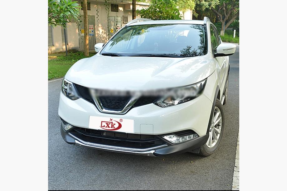 Nissan Qashqai 2014–2021 B-KEUZE! Voor- en achterlippen V2 (RVS) Foto 5